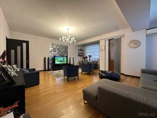 Продаётся 3-комн. новостройка 147 м², м. Низами, photo 9 from 12