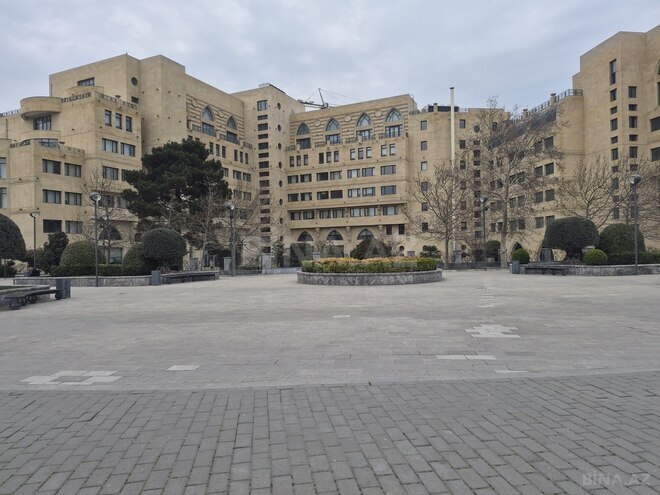 Продаётся 3-комн. вторичка 85 м², м. Элмляр Академиясы, photo 3 from 28