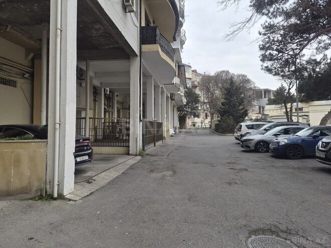 Продаётся 3-комн. вторичка 85 м², м. Элмляр Академиясы, photo 14 from 28