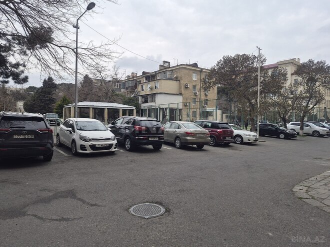 Продаётся 3-комн. вторичка 85 м², м. Элмляр Академиясы, photo 15 from 28