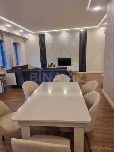 Сдаётся 3-комн. новостройка 140 м², Хатаинский р., photo 1 from 14
