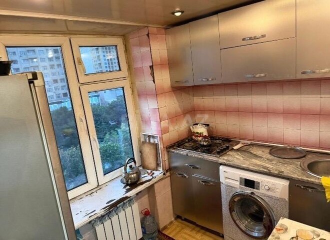 Продаётся 3-комн. вторичка 70 м², м. Нефтчиляр, photo 8 from 14