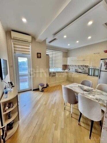 Продаётся 4-комн. новостройка 165 м², м. Элмляр Академиясы, photo 11 from 17