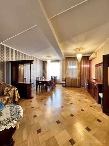 Продаётся 4-комн. новостройка 165 м², м. Элмляр Академиясы, photo 1 from 17