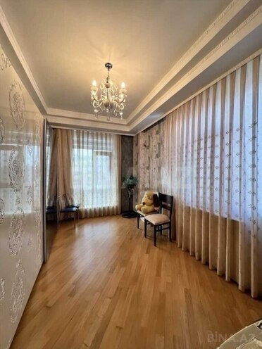Продаётся 4-комн. новостройка 165 м², м. Элмляр Академиясы, photo 7 from 17