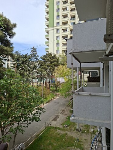 Продаётся 1-комн. вторичка 32 м², пос. Ази Асланова, photo 3 from 11