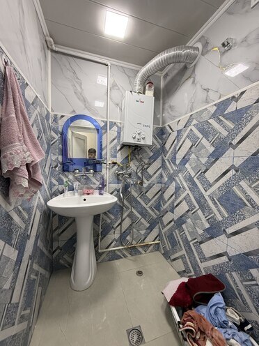Satılır 3 otaqlı köhnə tikili 50 m², Xalqlar Dostluğu m., photo 9 from 11