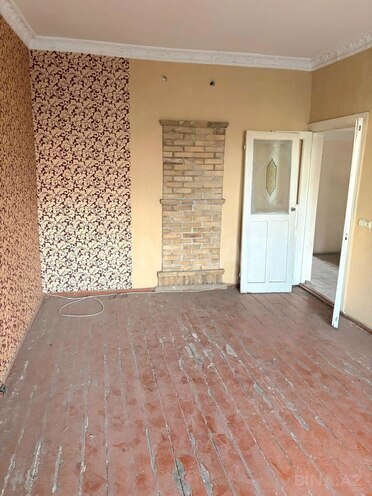 Продаётся 3-комн. вторичка 80 м², м. Иншаатчылар, photo 1 from 14