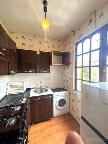Satılır 1 otaqlı köhnə tikili 33 m², Memar Əcəmi m., photo 8 from 15
