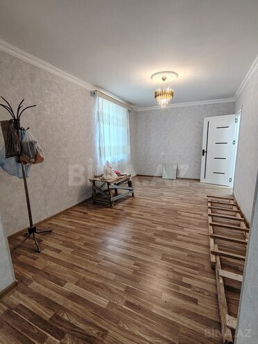 Продаётся 1-комн. вторичка 41 м², м. Нефтчиляр, photo 4 from 13