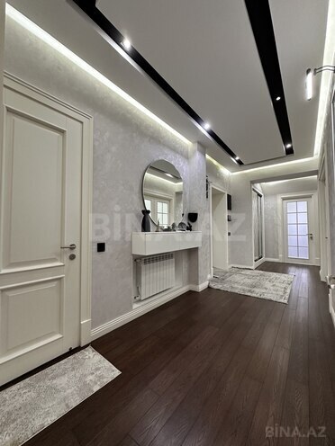 Продаётся 4-комн. новостройка 220 м², м. Низами, photo 12 from 32