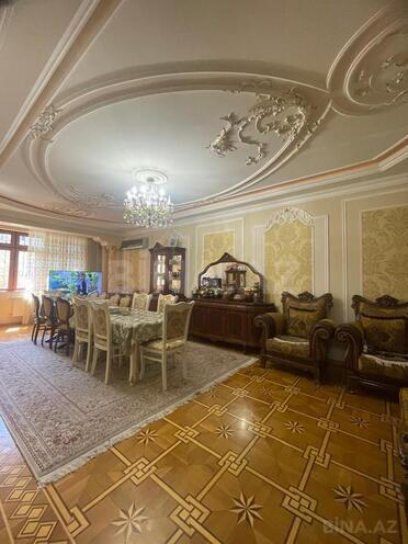 Продаётся 4-комн. новостройка 180 м², м. Кара Караев, photo 4 from 18