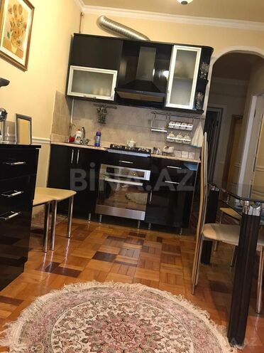 Satılır 4 otaqlı köhnə tikili 160 m², Azadlıq Prospekti m., photo 10 from 13