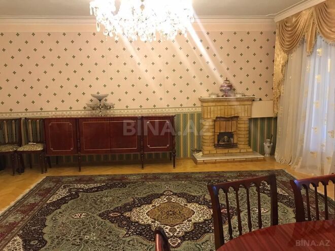 Satılır 4 otaqlı köhnə tikili 160 m², Azadlıq Prospekti m., photo 9 from 13