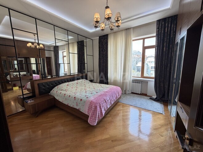 Продаётся 3-комн. новостройка 151 м², м. Низами, photo 11 from 14