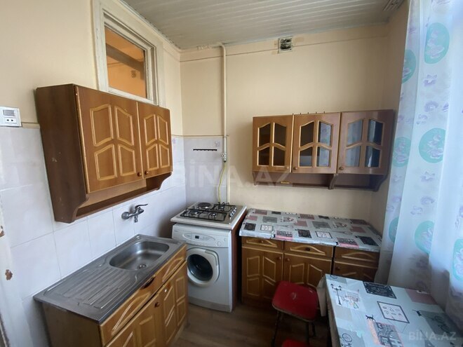 İcarəyə verilir 1 otaqlı köhnə tikili 35 m², Qara Qarayev m., photo 11 from 13