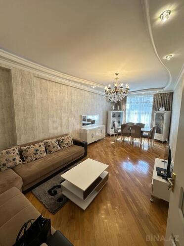Сдаётся 3-комн. новостройка 100 м², м. Низами, photo 3 from 17