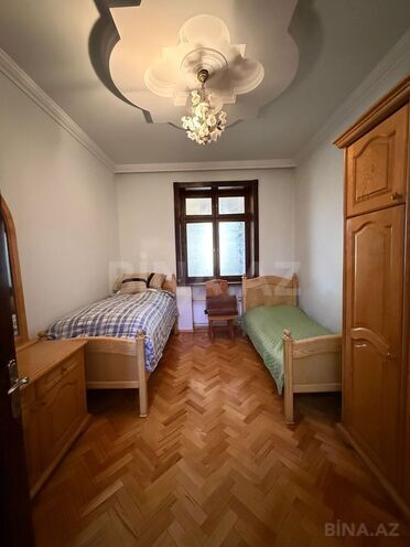 Satılır 4 otaqlı köhnə tikili 110 m², Gənclik m., photo 5 from 8