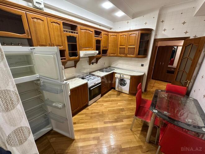 İcarəyə verilir 2 otaqlı yeni tikili 70 m², Memar Əcəmi m., photo 4 from 12