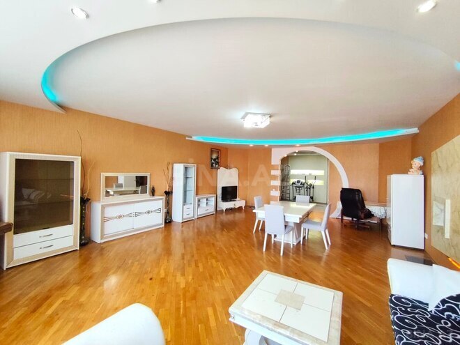 Сдаётся 3-комн. новостройка 200 м², м. Гянджлик, photo 1 from 27