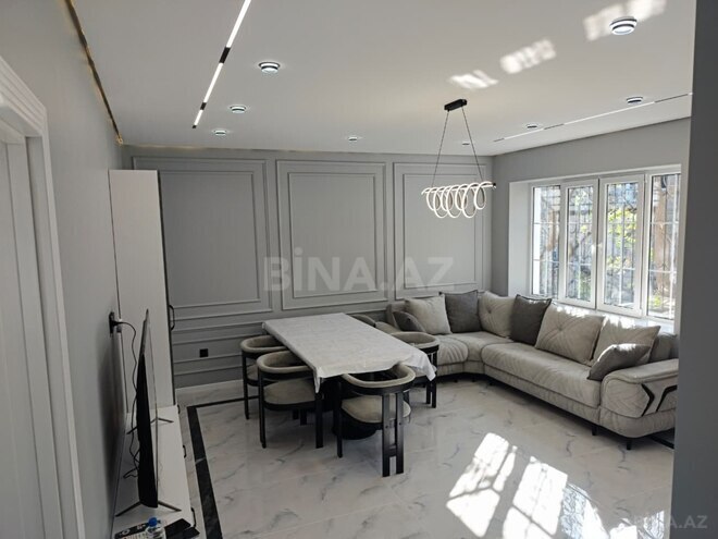 İcarəyə verilir 3 otaqlı köhnə tikili 72 m², Bayıl q., photo 1 from 17
