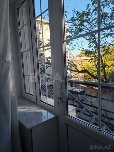 İcarəyə verilir 3 otaqlı köhnə tikili 72 m², Bayıl q., photo 16 from 17