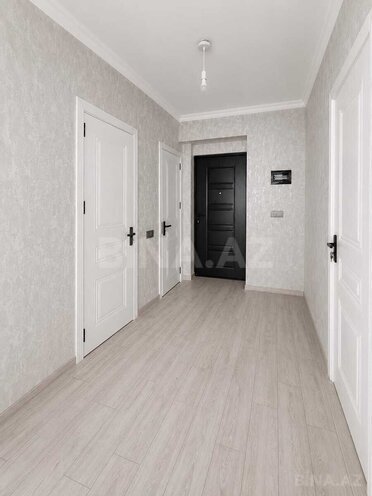Продаётся 3-комн. вторичка 70 м², м. Иншаатчылар, photo 8 from 13