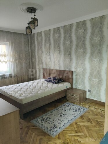 Продаётся 3-комн. вторичка 80 м², Хатаинский р., photo 8 from 16
