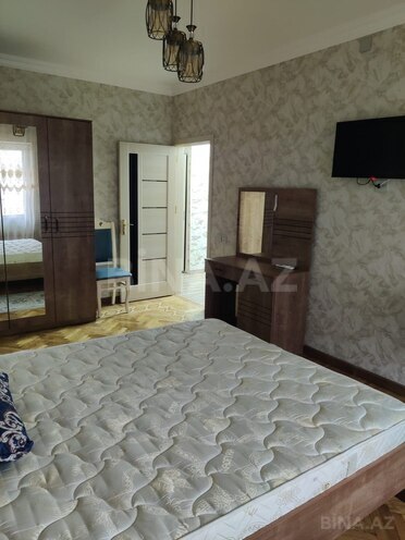 Продаётся 3-комн. вторичка 80 м², Хатаинский р., photo 9 from 16