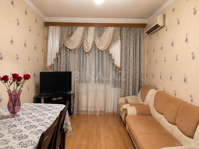 Продаётся 3-комн. вторичка 85 м², пос. Бакиханова, photo 1 from 13