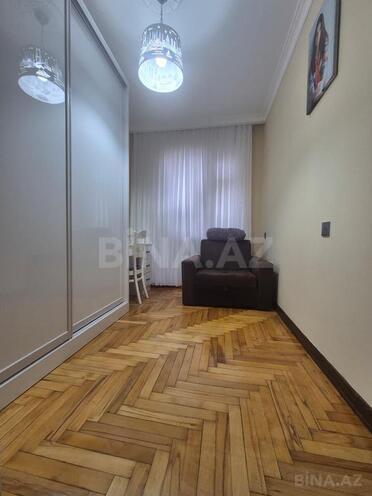 Satılır 3 otaqlı köhnə tikili 72 m², Bayıl q., photo 8 from 24