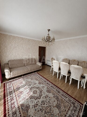 Satılır 4 otaqlı köhnə tikili 110 m², Elmlər Akademiyası m., photo 1 from 13