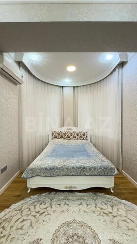 Satılır 8 otaqlı həyət evi/bağ evi 600 m², Xalqlar Dostluğu m., photo 8 from 32