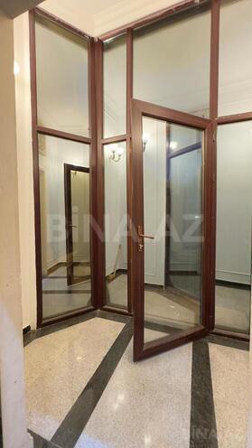 Satılır 8 otaqlı həyət evi/bağ evi 600 m², Xalqlar Dostluğu m., photo 23 from 32
