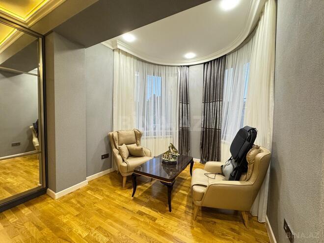 Satılır 8 otaqlı həyət evi/bağ evi 600 m², Xalqlar Dostluğu m., photo 12 from 32