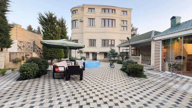 Satılır 8 otaqlı həyət evi/bağ evi 600 m², Xalqlar Dostluğu m., photo 1 from 32
