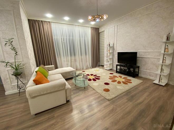Продаётся 2-комн. новостройка 57 м², м. Иншаатчылар, photo 1 from 7
