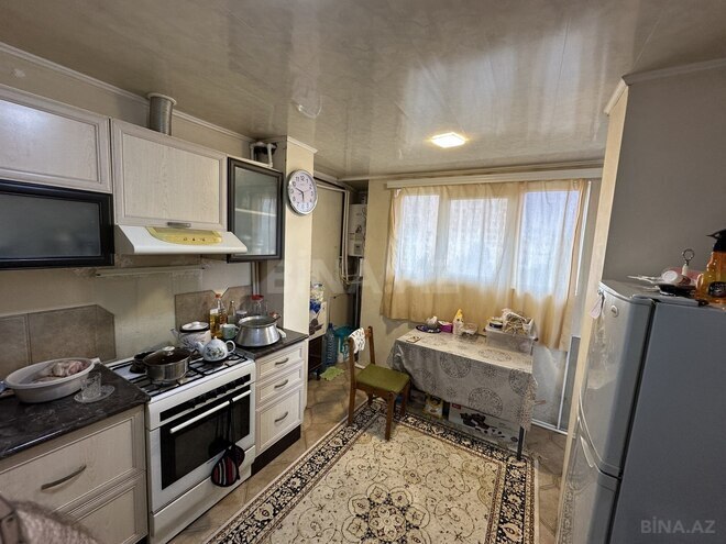 Продаётся 5-комн. вторичка 127 м², м. Нефтчиляр, photo 4 from 11