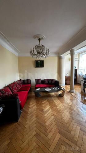 Satılır 4 otaqlı köhnə tikili 125 m², Nəsimi r., photo 3 from 29