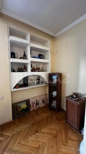 Satılır 4 otaqlı köhnə tikili 125 m², Nəsimi r., photo 7 from 29
