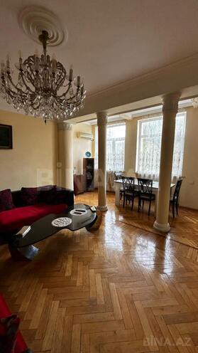 Satılır 4 otaqlı köhnə tikili 125 m², Nəsimi r., photo 5 from 29