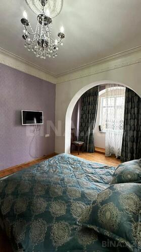 Satılır 4 otaqlı köhnə tikili 125 m², Nəsimi r., photo 13 from 29
