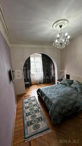 Satılır 4 otaqlı köhnə tikili 125 m², Nəsimi r., photo 9 from 29