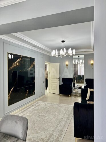 Продаётся 3-комн. вторичка 90 м², м. Иншаатчылар, photo 1 from 17