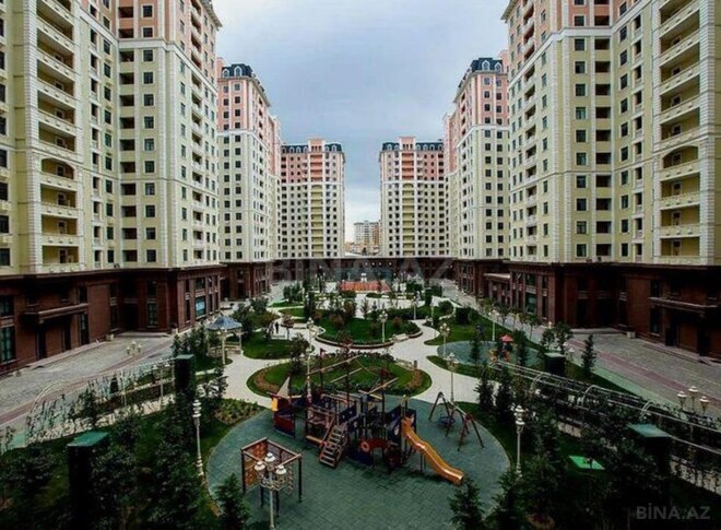 Продаётся 4-комн. новостройка 181 м², м. Элмляр Академиясы, photo 1 from 9