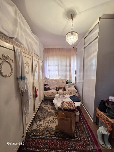 Продаётся 2-комн. вторичка 55 м², м. Иншаатчылар, photo 5 from 9