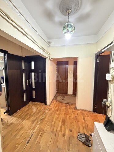Продаётся 3-комн. вторичка 80 м², м. Халглар Достлугу, photo 1 from 13