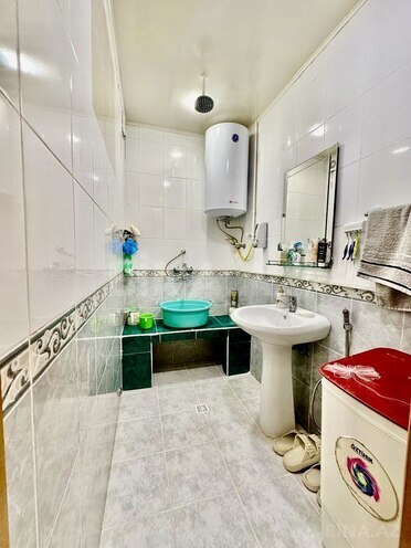 Satılır 5 otaqlı köhnə tikili 140 m², Qara Qarayev m., photo 23 from 26