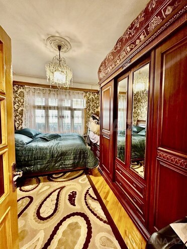 Satılır 5 otaqlı köhnə tikili 140 m², Qara Qarayev m., photo 7 from 26
