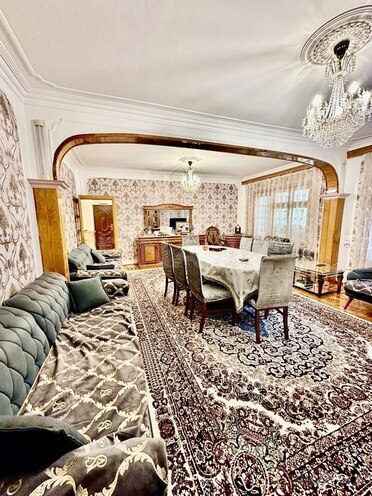 Satılır 5 otaqlı köhnə tikili 140 m², Qara Qarayev m., photo 6 from 26